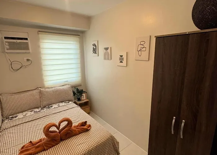 Urbanic Styled 2br - Views Unit