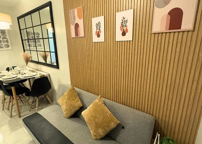 Urbanic Styled 2br - Views Unit アパート マンダウエ・シティ